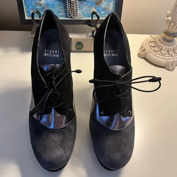 NWOBStuart Weitzman Platform Booties!!